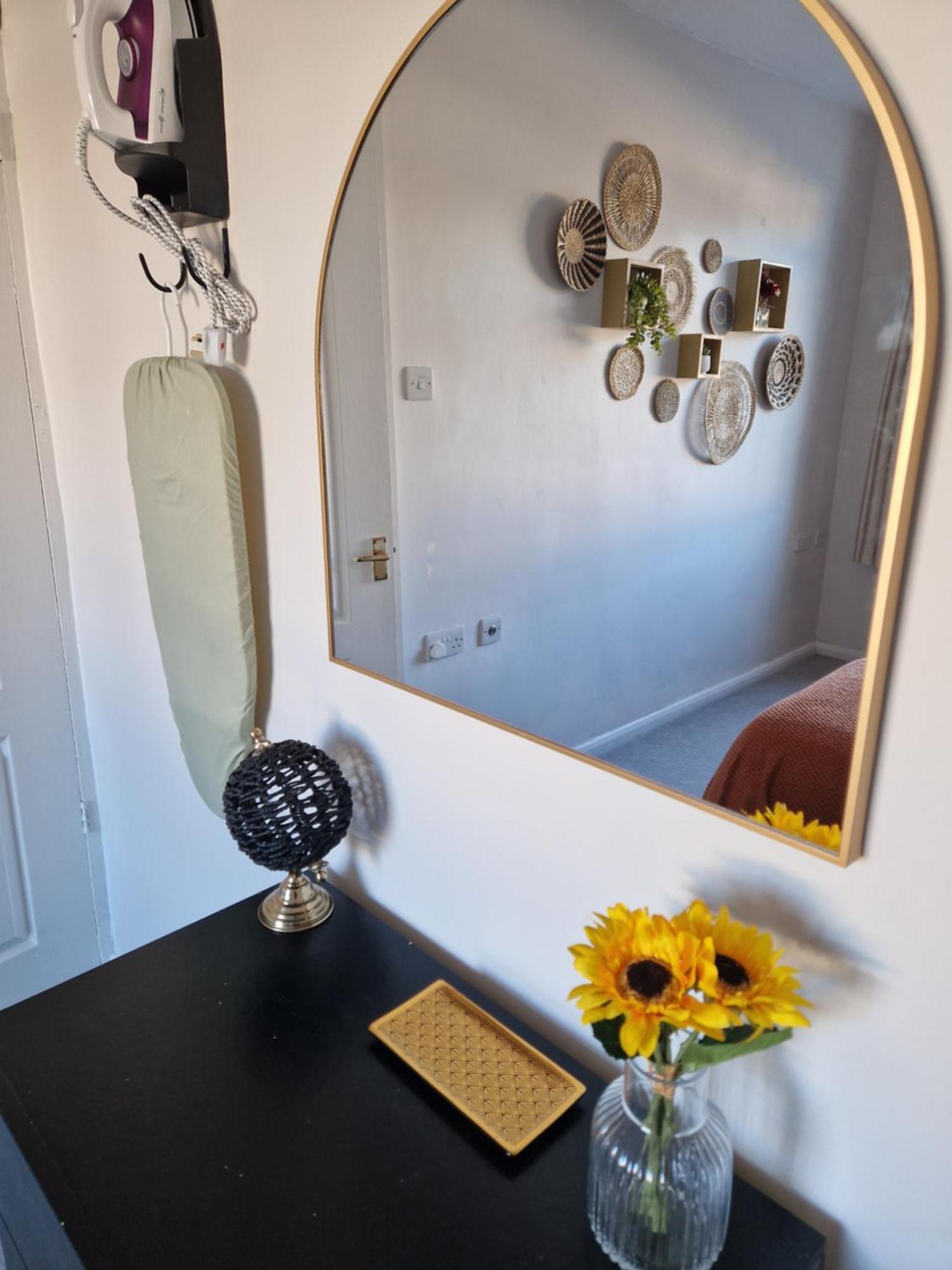 2 Bed 1 Bath Sleeps 4 Entire Near Cbs Arena & M6 - Coventry