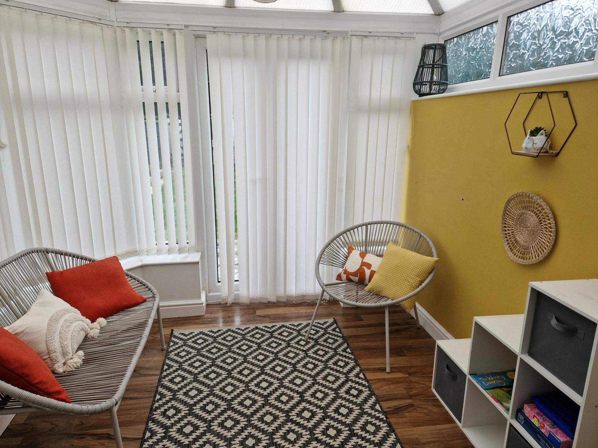 Apartment 2 Bed 1 Bath Sleeps 4 Entire Near Cbs Arena & M6 - Coventry